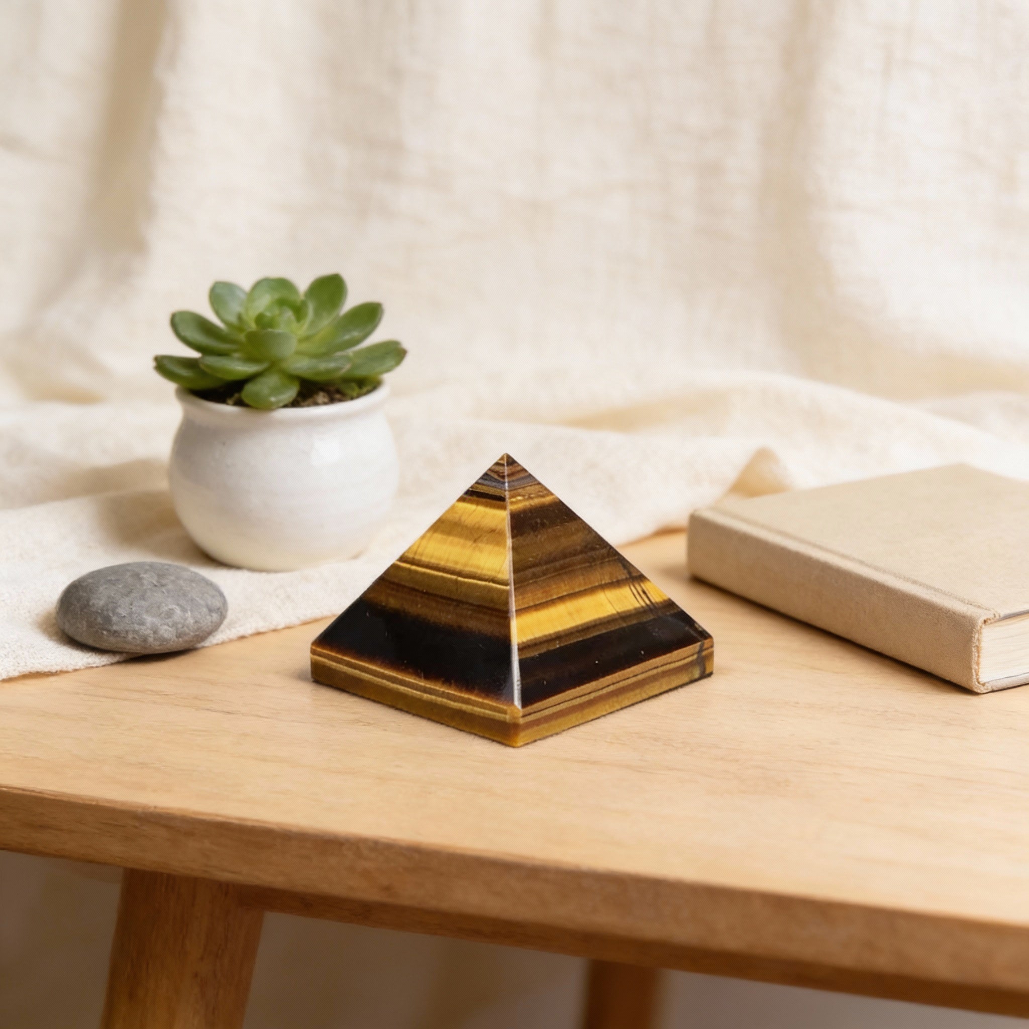 Crystal Pyramid for Self-confidence and Willpower